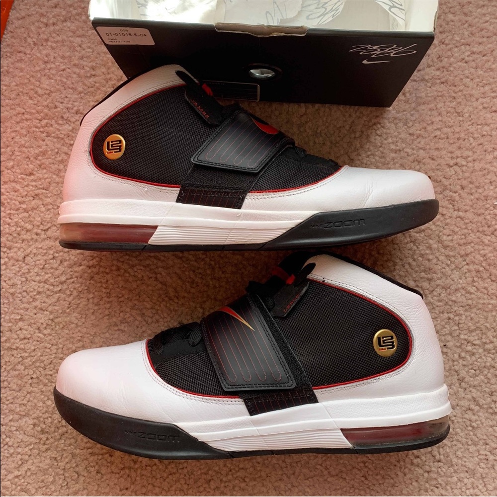 MEN’S SIZE 13 ZOOM LEBRON SOLDIER 4 SHOES